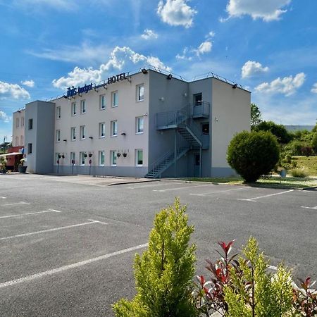 Ibis Budget Noyon Esterno foto