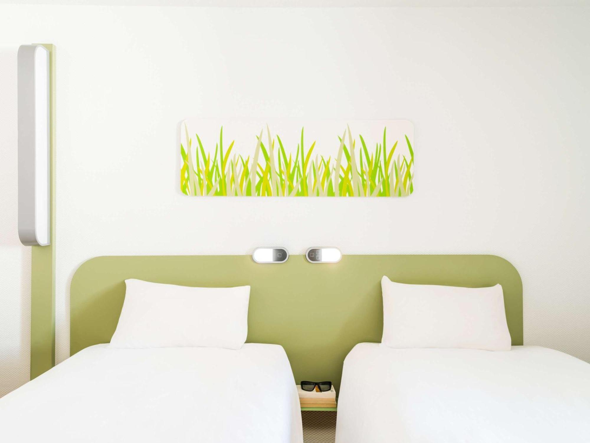Ibis Budget Noyon Esterno foto