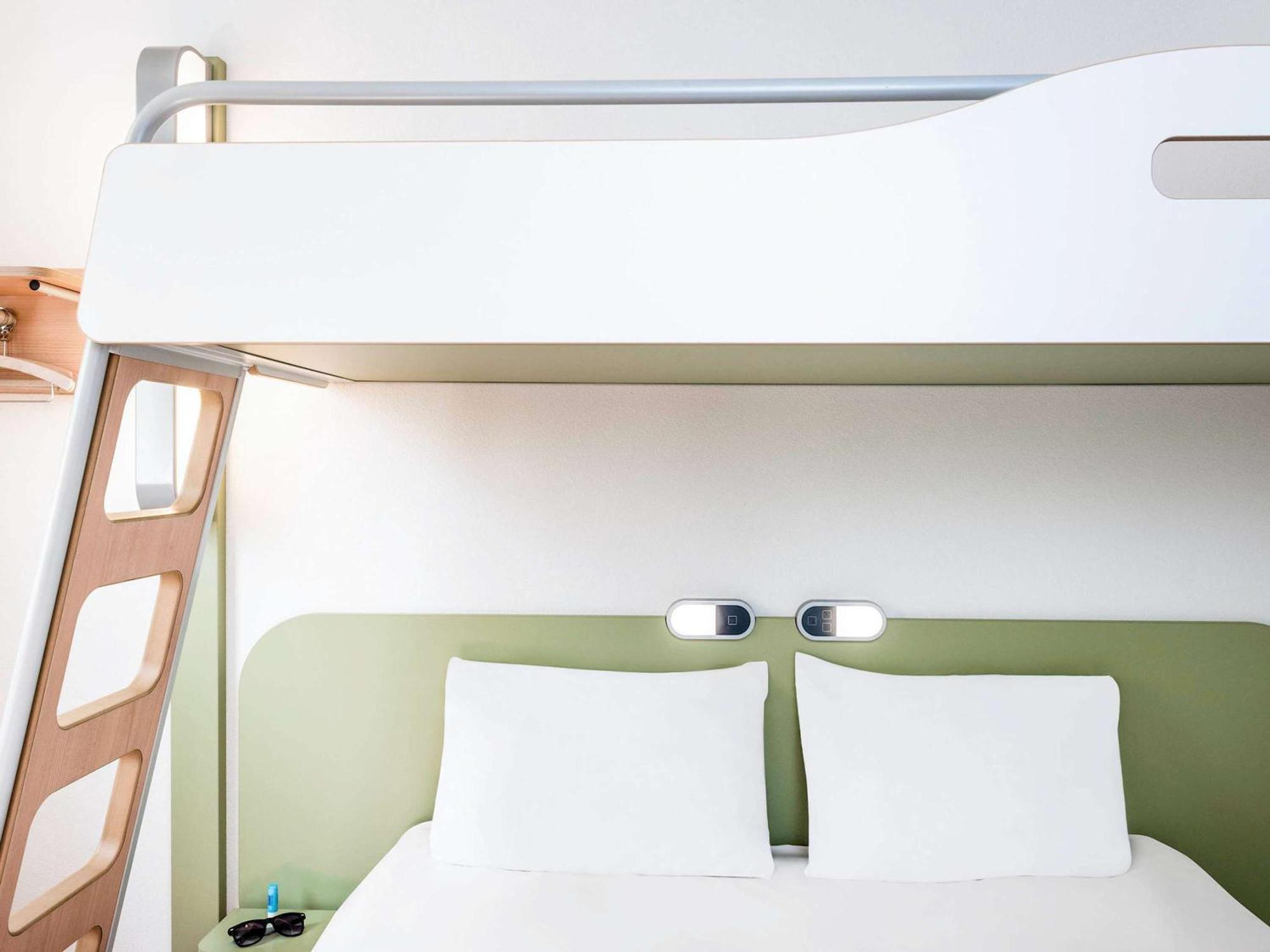 Ibis Budget Noyon Esterno foto