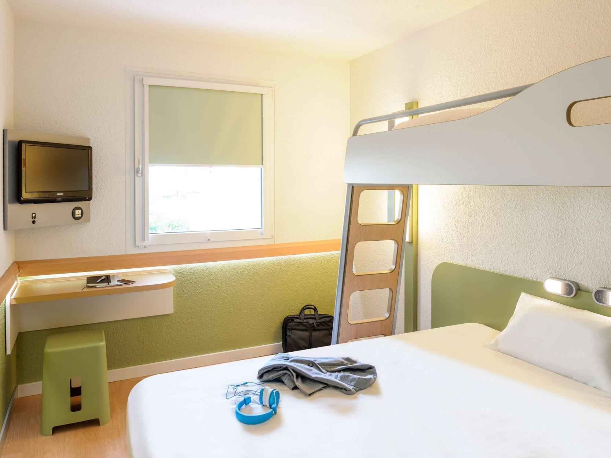 Ibis Budget Noyon Esterno foto