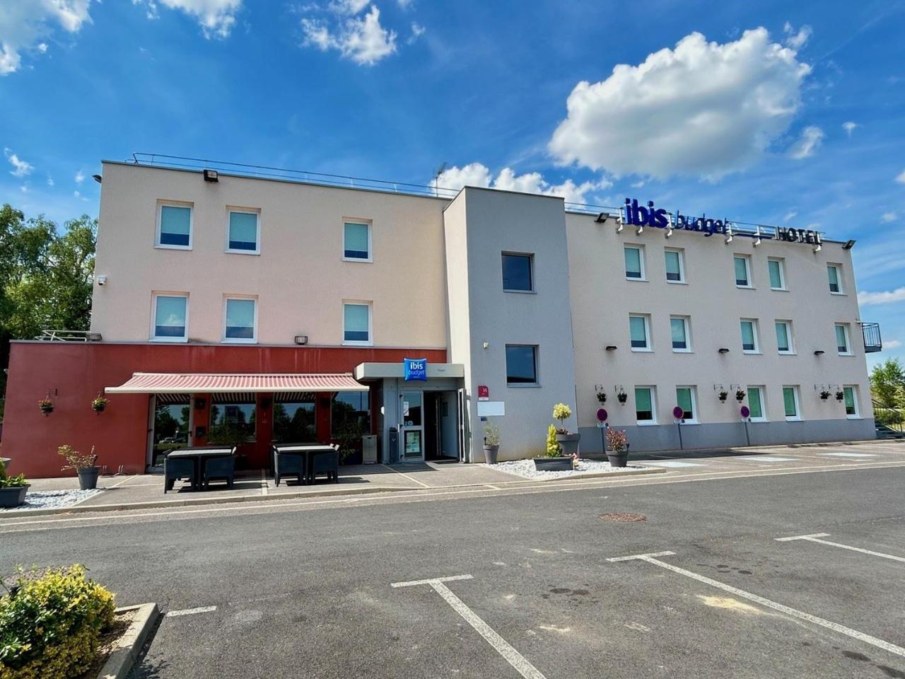 Ibis Budget Noyon Esterno foto